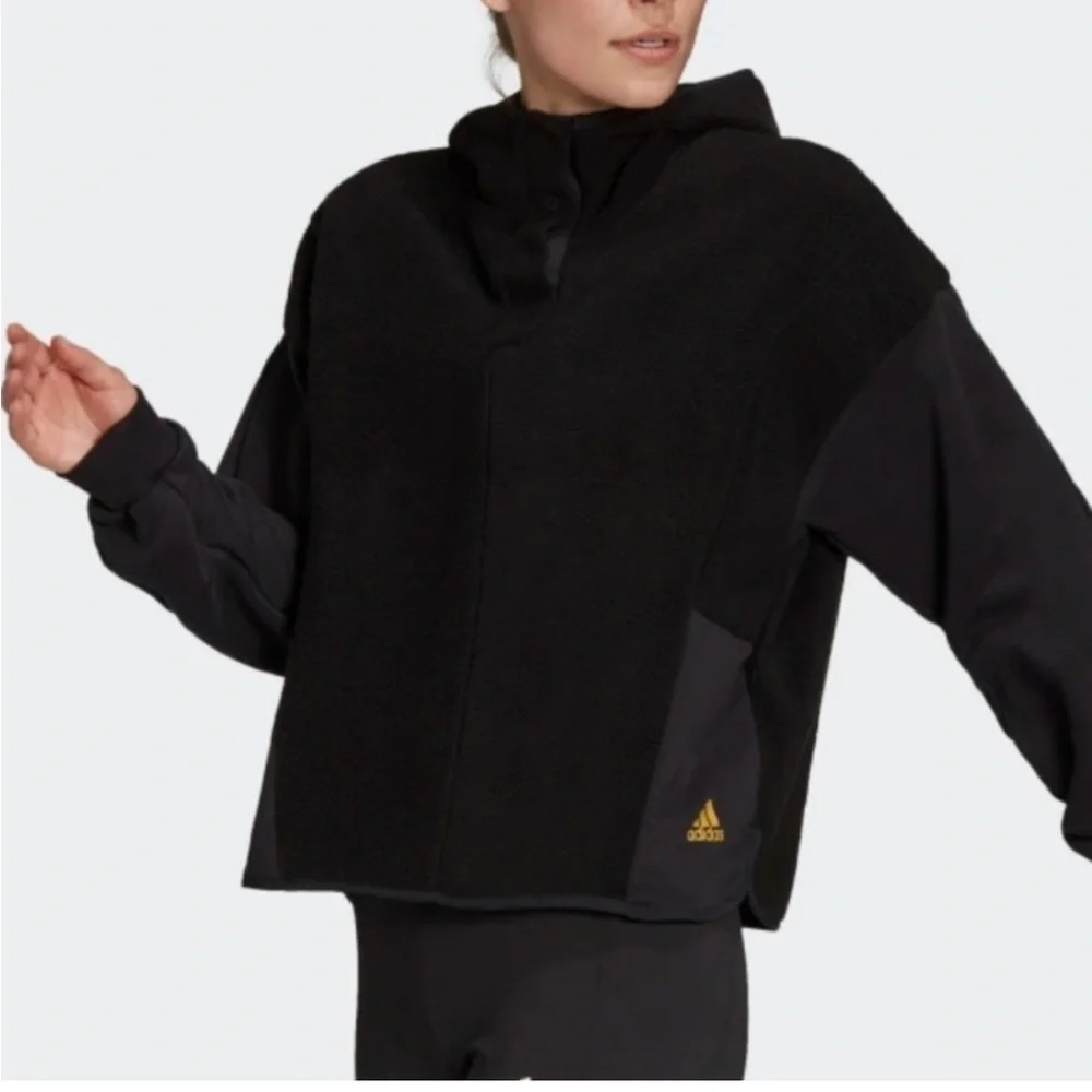 🛍️NEW Adidas Essentials Golden Logo Fleece Hoodie Women Green small nwt - Picture 3 of 6